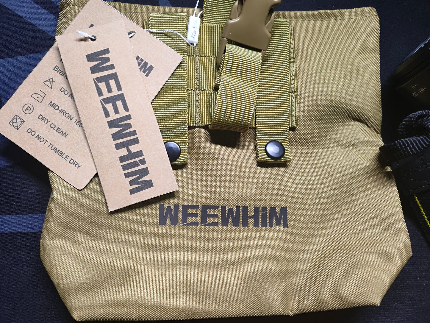 WEEWHIM Camera Bag, SLR DSLR Canvas Camera Case, Vintage Padded Camera Shoulder Bag with Rain Cover for Women and Men, Khaki